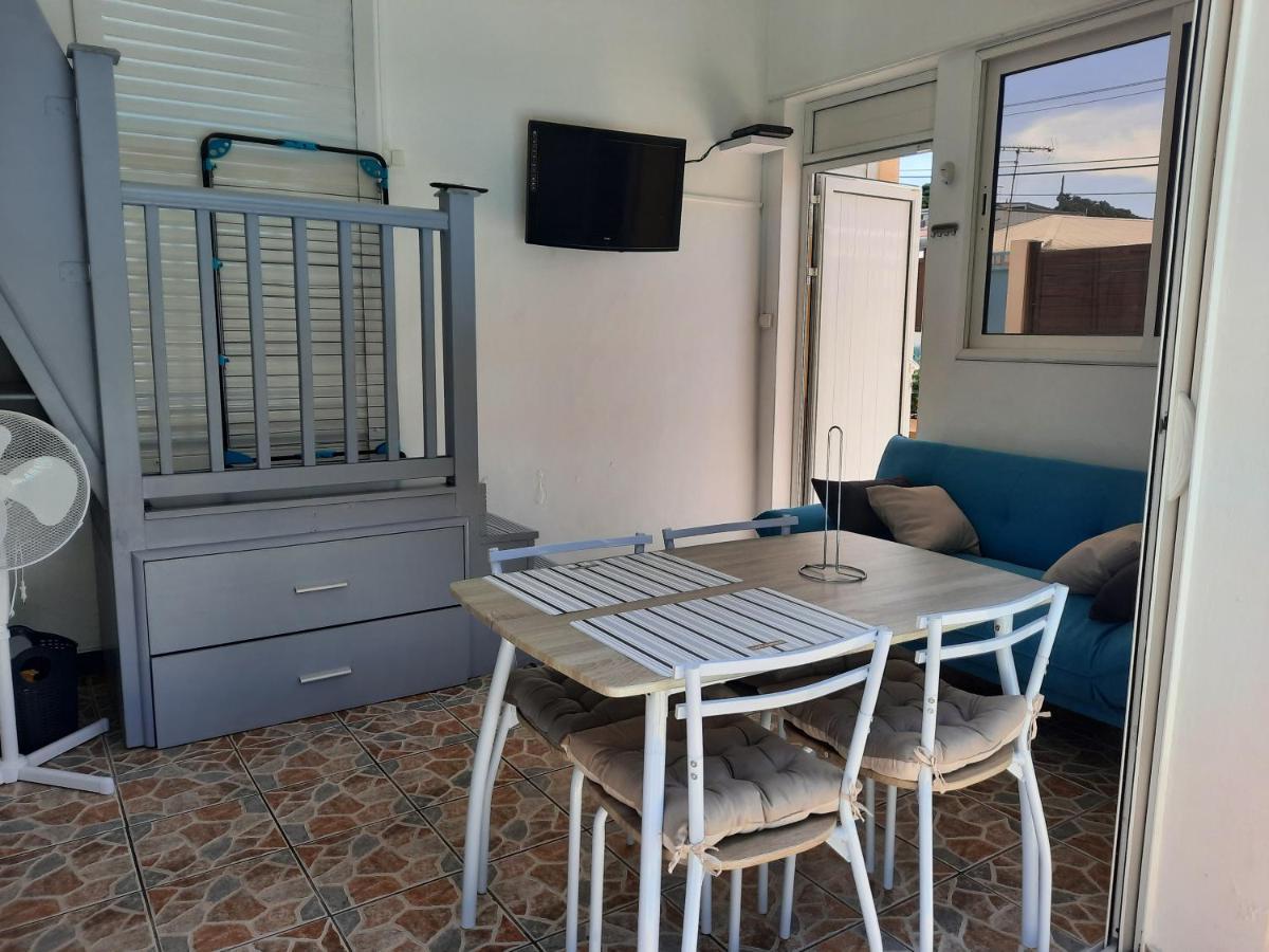 Studio Avec Piscine Privee, Idealement Situe سانت-كلود المظهر الخارجي الصورة